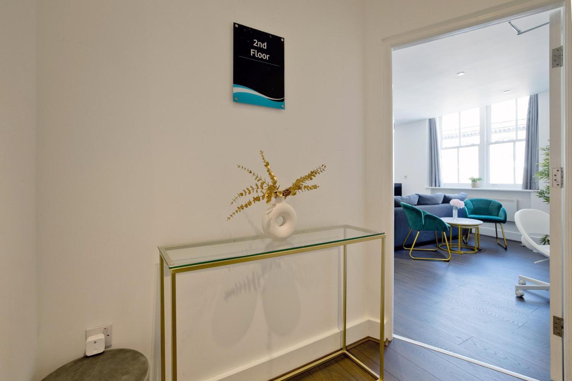 Imperial Liverpool Street Apartments London Exterior photo